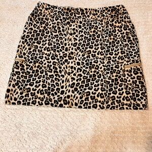 Chico’s Zenergy Golf Skort Leopard Print 4 Pockets